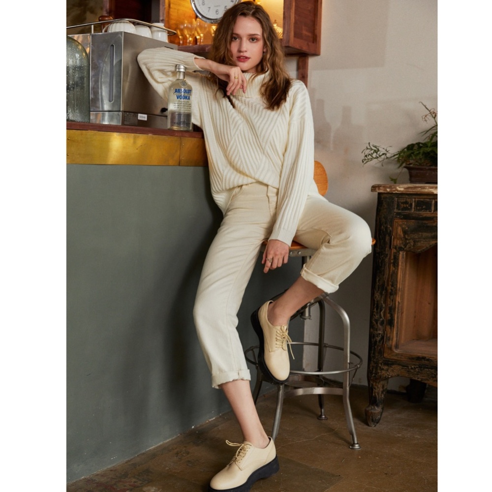 Off White Textured Turtleneck Pullover Sweater - Picture 9 of 14